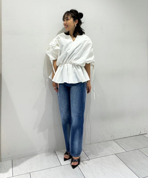 ストレートデニムパンツ