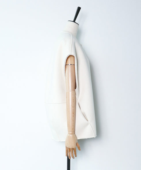 エコムートンコクーンジレ