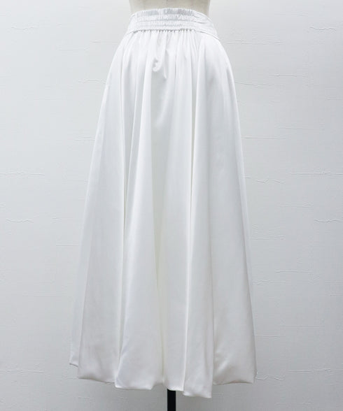 サテンフレアーバルーンスカート