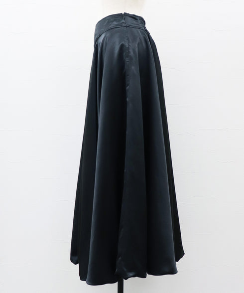 サテンフレアーバルーンスカート