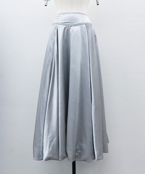 サテンフレアーバルーンスカート