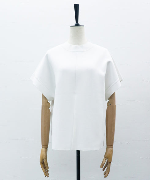 バックスリットニット