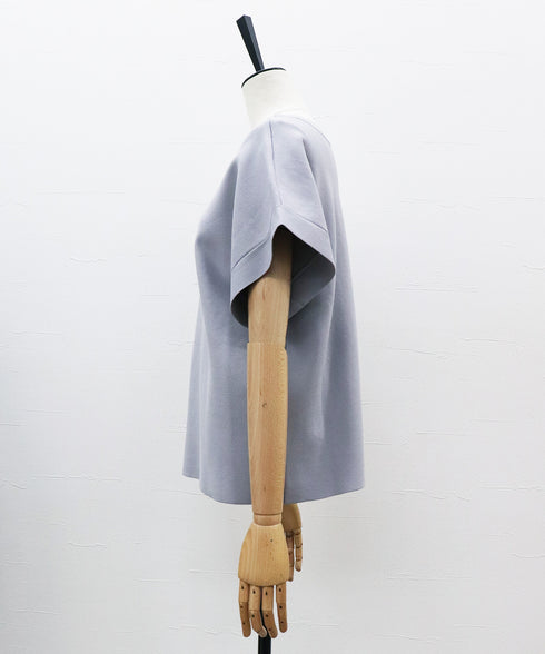 バックスリットニット