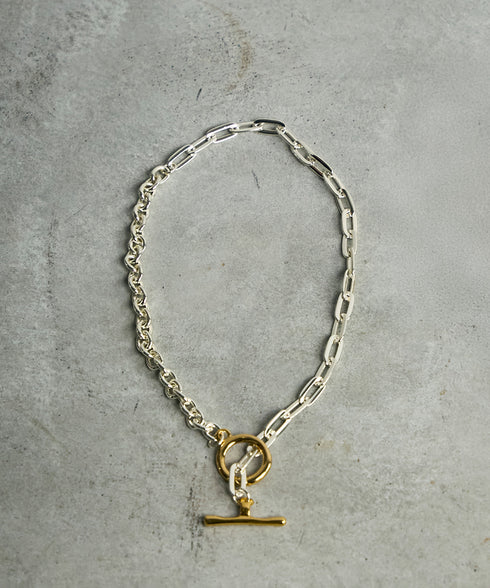 ホワイトシルバーリングポイントネックレス