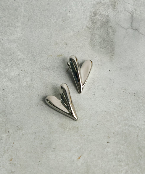 メタルハートピアス