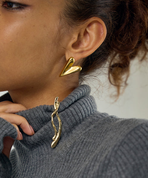 メタルハートピアス