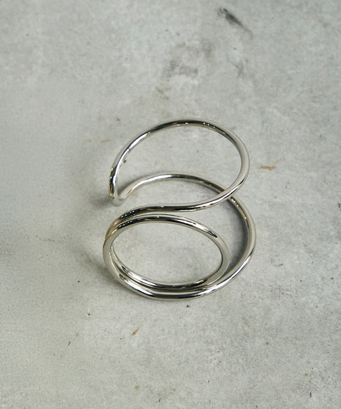 ボリュームサークルバングル