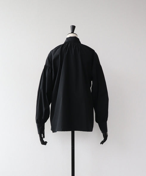 ボウタイボリュームシャツ