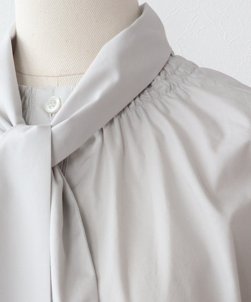 ボウタイボリュームシャツ