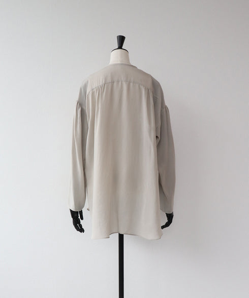 【8.21 InstaLIVE Pickup】 ノーカラーシルキーシャツ