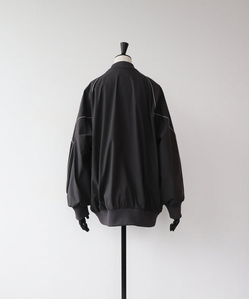 【2025.11 NEW IN】リバーシブルレイヤードブルゾン