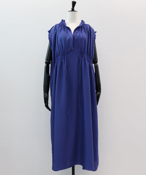 フレンチスリーブ・スモッキングワンピース