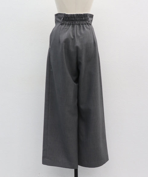 【11.4 NEW IN】カットオフ・ハイウエストパンツ