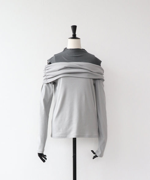 レイヤードドレープトップス