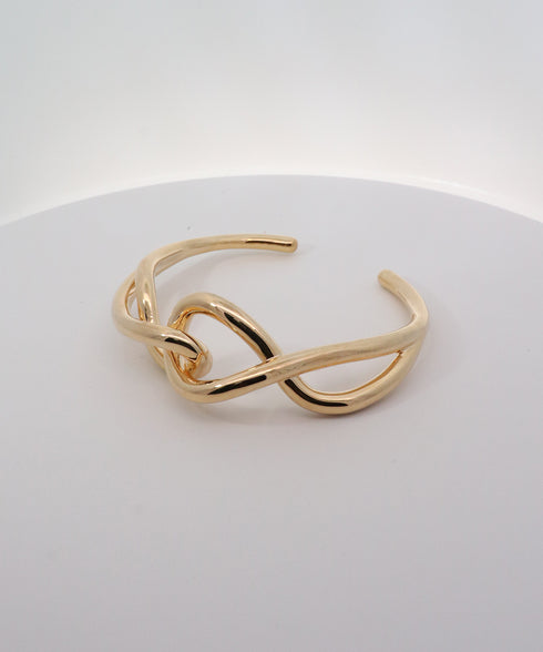 リングフックバングル