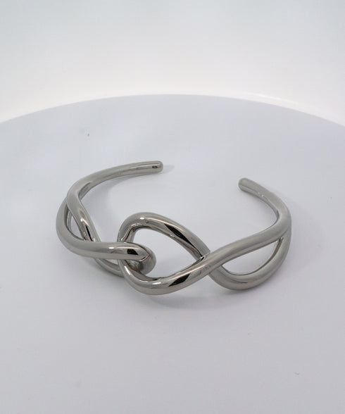 リングフックバングル