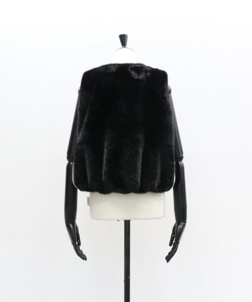 【2025.11 NEW IN】ウールボア・コンパクトジレ