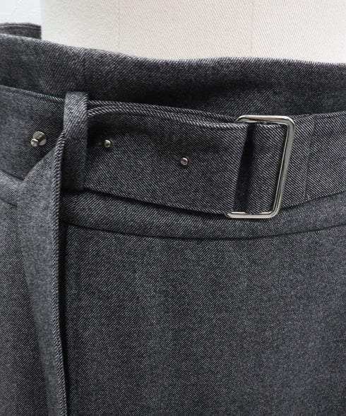 【2025.11 NEW IN】 ベルテッド ストレート スカート