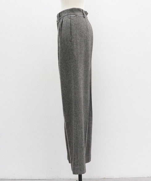 アウトラインパンツ