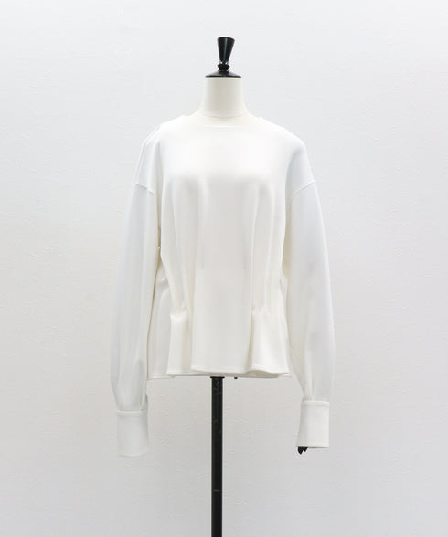 【2025.11 NEW IN】フォールドフォームトップ