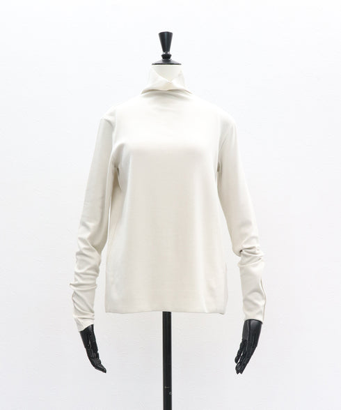 ソフトエッジハイネックトップ