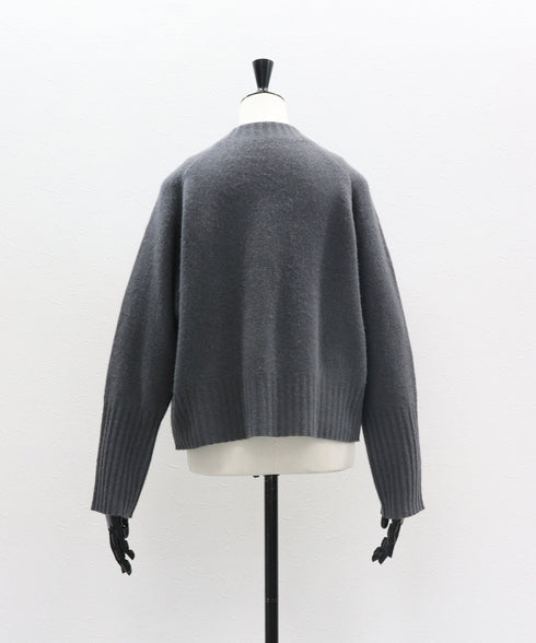 【2025.11 NEW IN】YAKショートニット