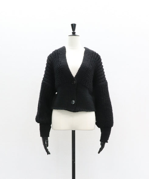 【2025.11 NEW IN】バルキーハンドニットカーデ
