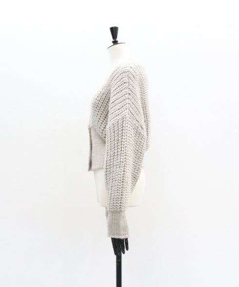 【2025.11 NEW IN】バルキーハンドニットカーデ