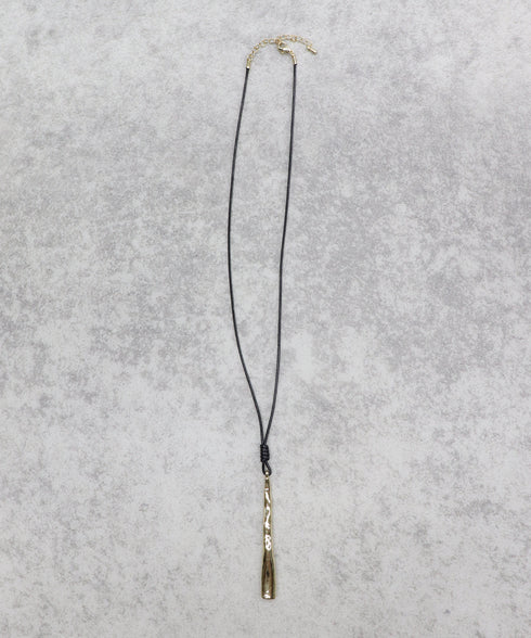 【2025.11 NEW IN】レザースティックネックレス