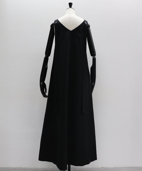 ロングストラップドレス