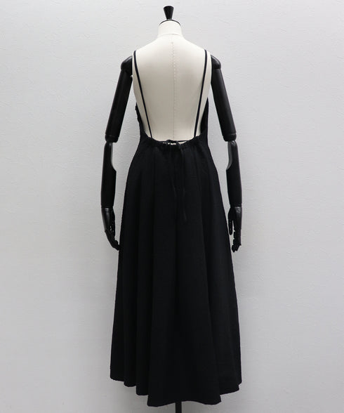 バックオープンキャミドレス