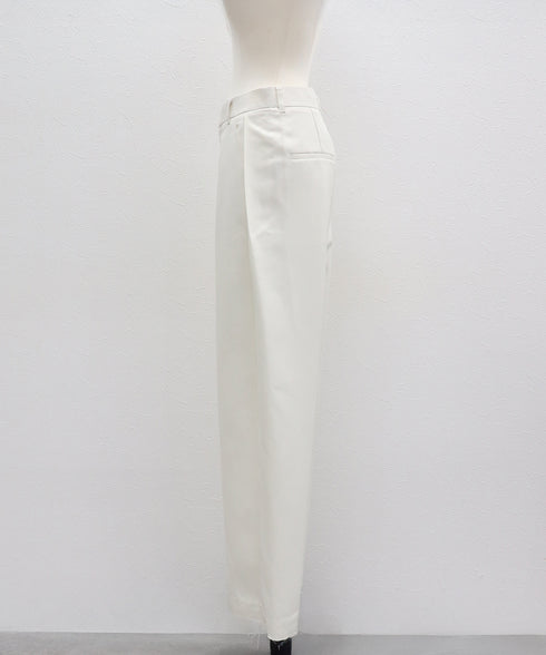 サイドタックカットオフパンツ