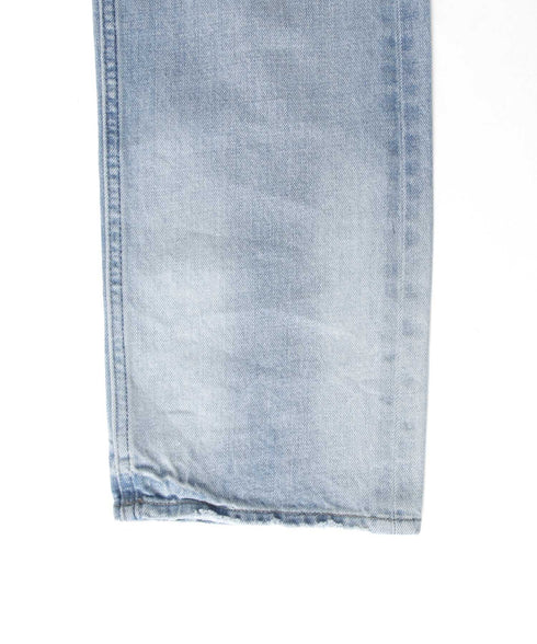 ストレートデニムパンツ