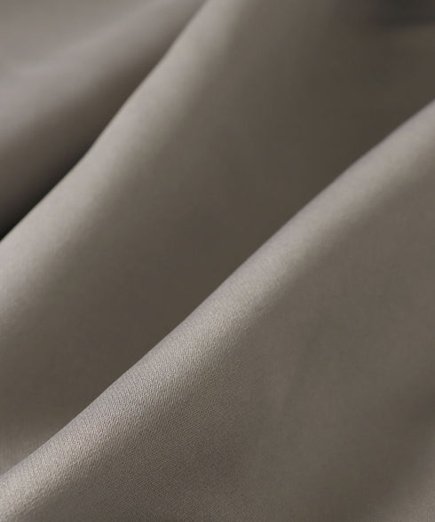 ヘビーサテンバックトレーンカットスカート