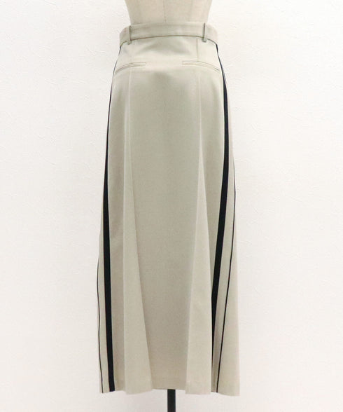 サイドラインピンタックナロースカート
