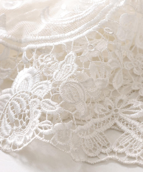 レースドッキングタートルニット