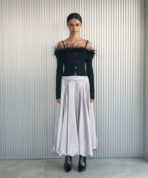 サテンフレアーバルーンスカート