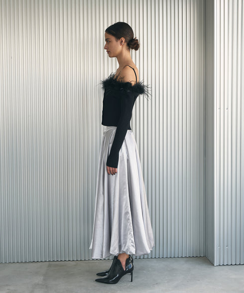 サテンフレアーバルーンスカート