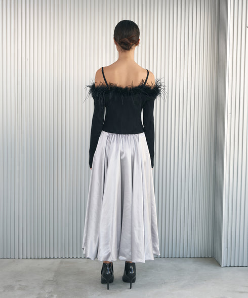 サテンフレアーバルーンスカート