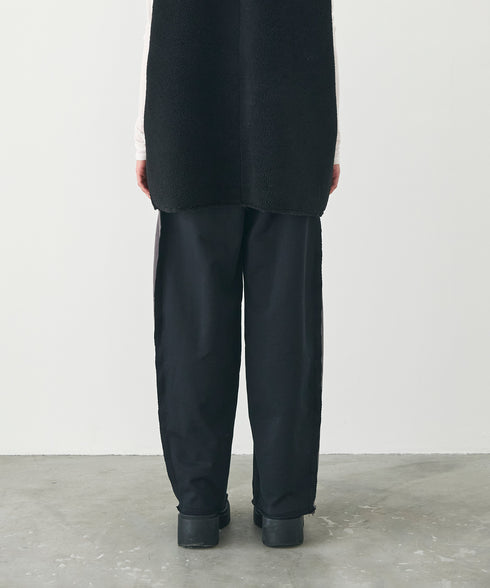 裏毛コクーンパンツ