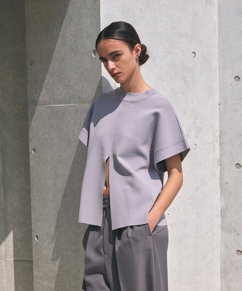 バックスリットニット