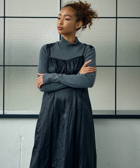 カットアウトナイロン・キャミワンピース