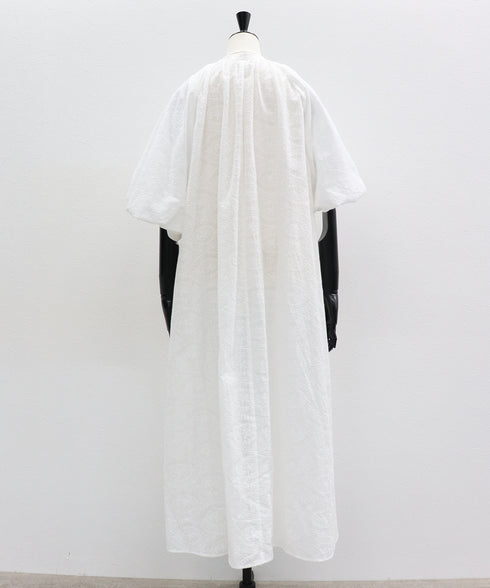 エンブロイダリーレースバルーンスリーブ・カフタンワンピース