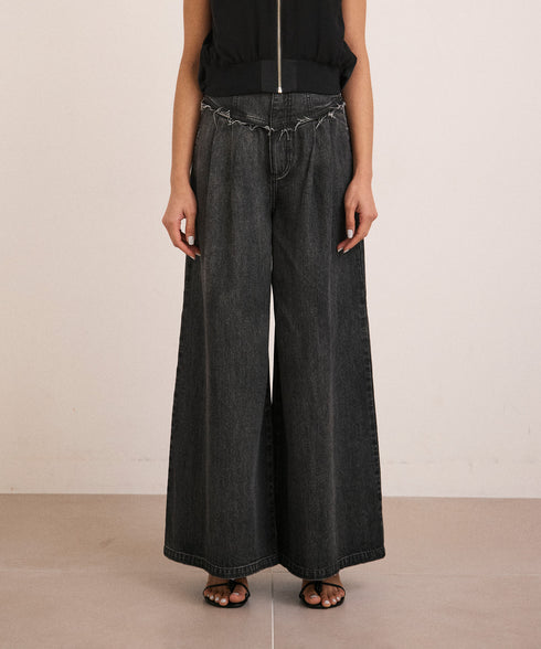 【5.13 InstaLIVE Pickup】 ハイウエストサスペンダーデニムパンツ