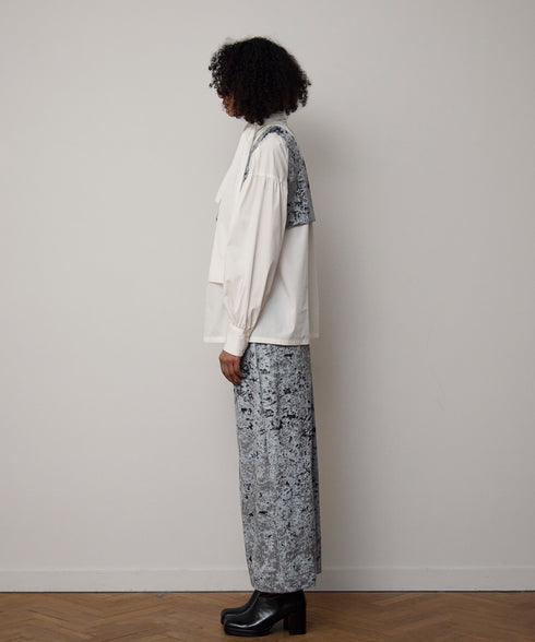 ボウタイボリュームシャツ