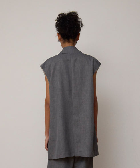 【2025.11 NEW IN】カットオフテーラードジレ