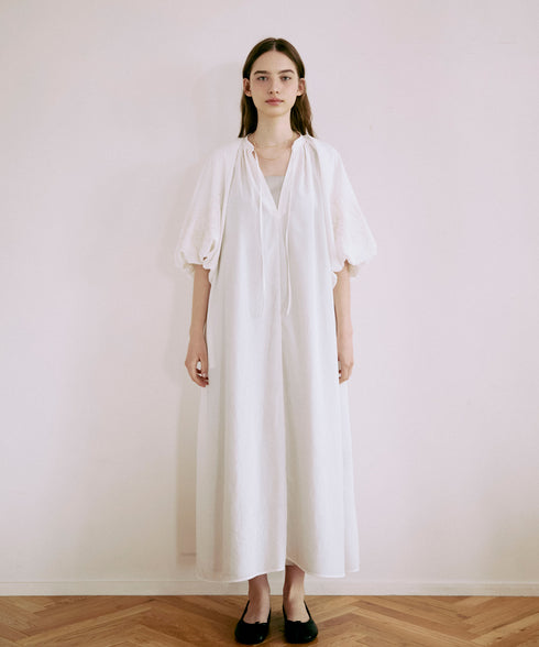 エンブロイダリーバルーンスリーブ・カフタンワンピース