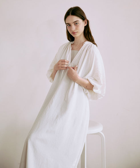 エンブロイダリーバルーンスリーブ・カフタンワンピース