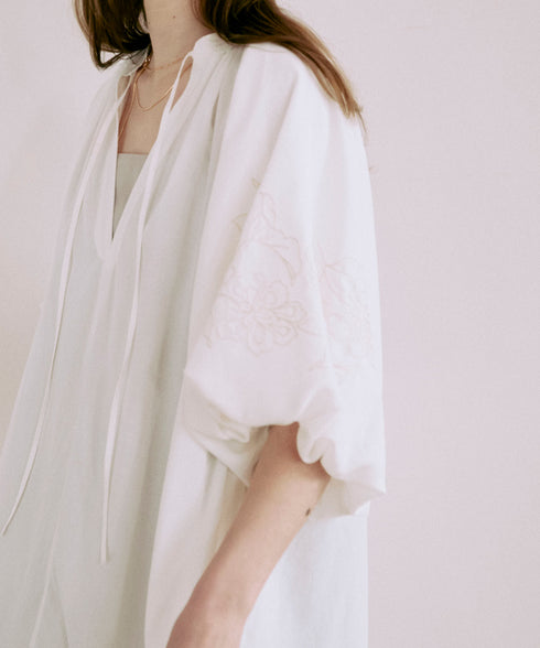エンブロイダリーバルーンスリーブ・カフタンワンピース