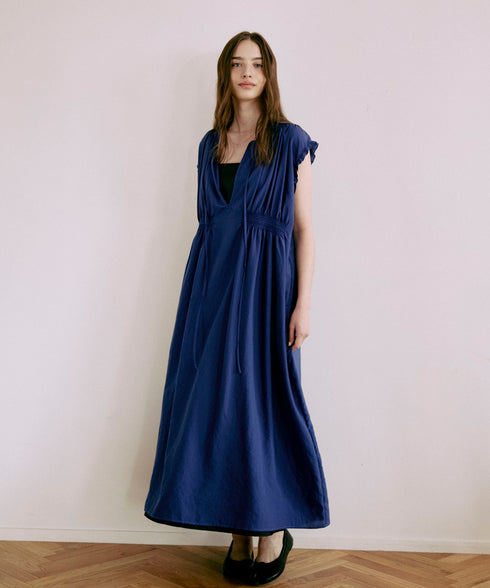 フレンチスリーブ・スモッキングワンピース